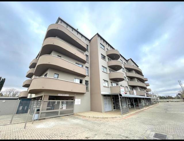 2 BEDROOM PROPERTY TO RENT IN DIE BULT